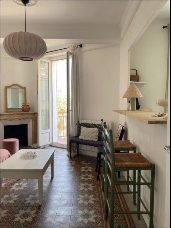 61jau Marseille,pied A Terre La Plaine Marseille